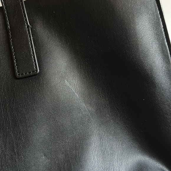 {VGUC} DKNY leather snap shoulder bag - Picture 8 of 10